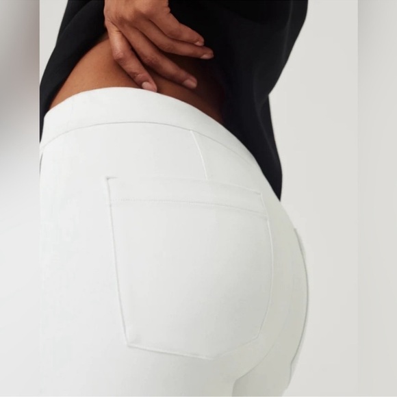Spanx On the Go Kick Flare Pants Ultimate Opacity Technology 20373Q White - Picture 4 of 11